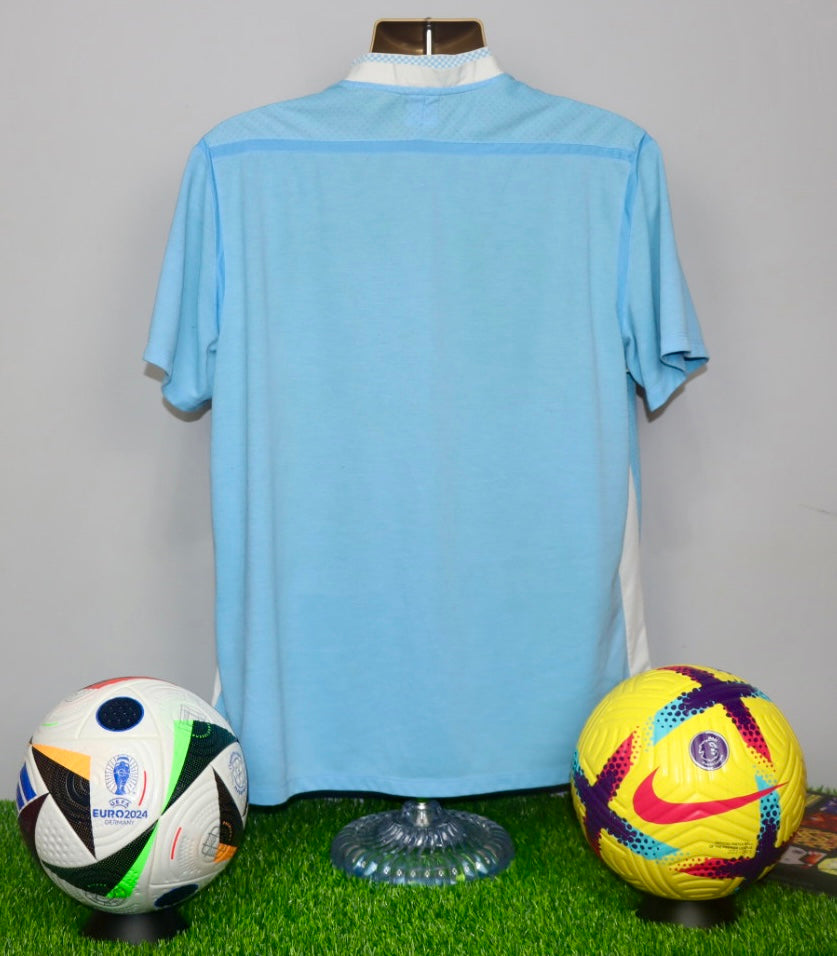 Manchester City 2011/12  Home Shirt