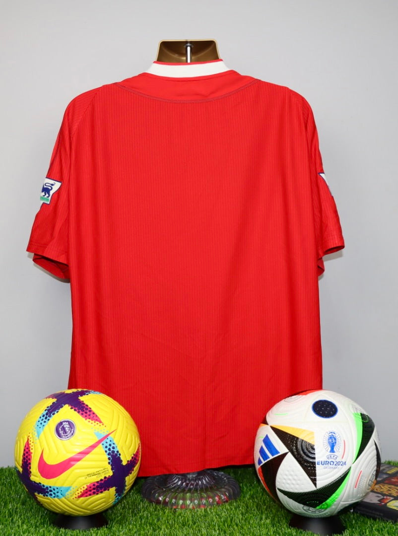 Liverpool 2002/04 Home Shirt