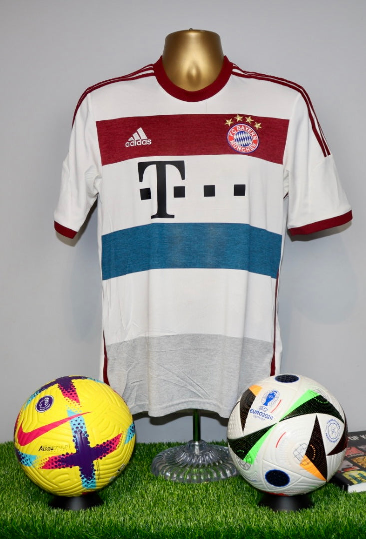 Bayern Munich 2014/15 Away Shirt