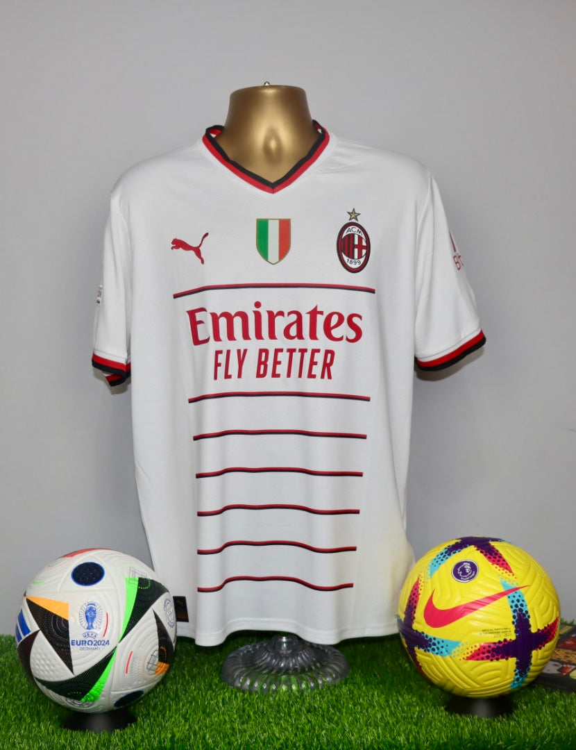 GIROUD 9 AC Milan 2022/23 Away Shirt