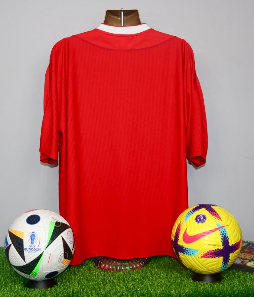 Liverpool 2002/04 Home Shirt