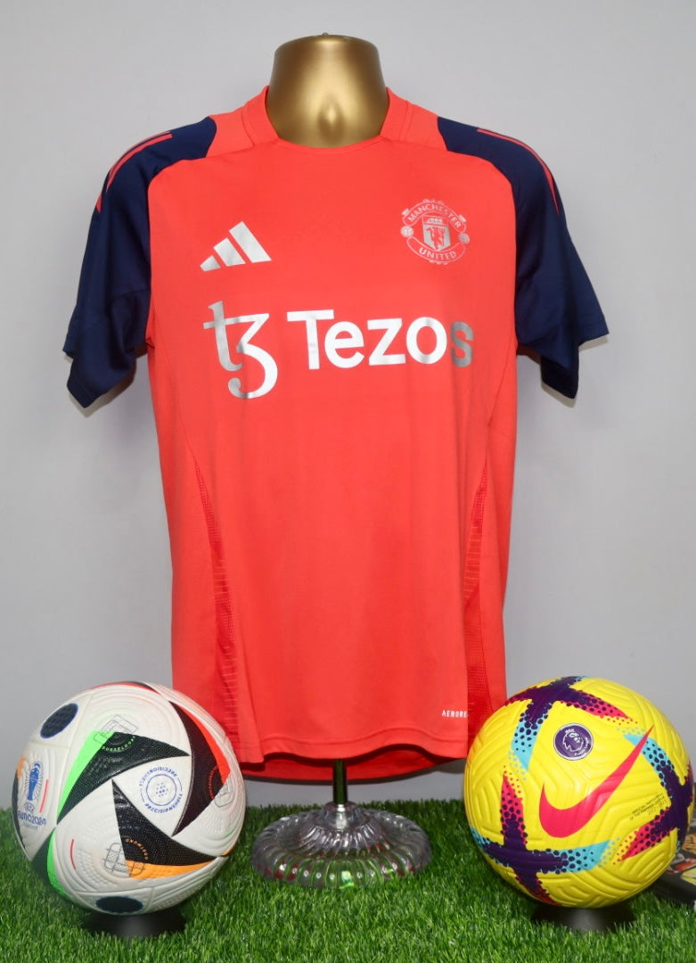 Manchester United 2024/25 Training Shirt
