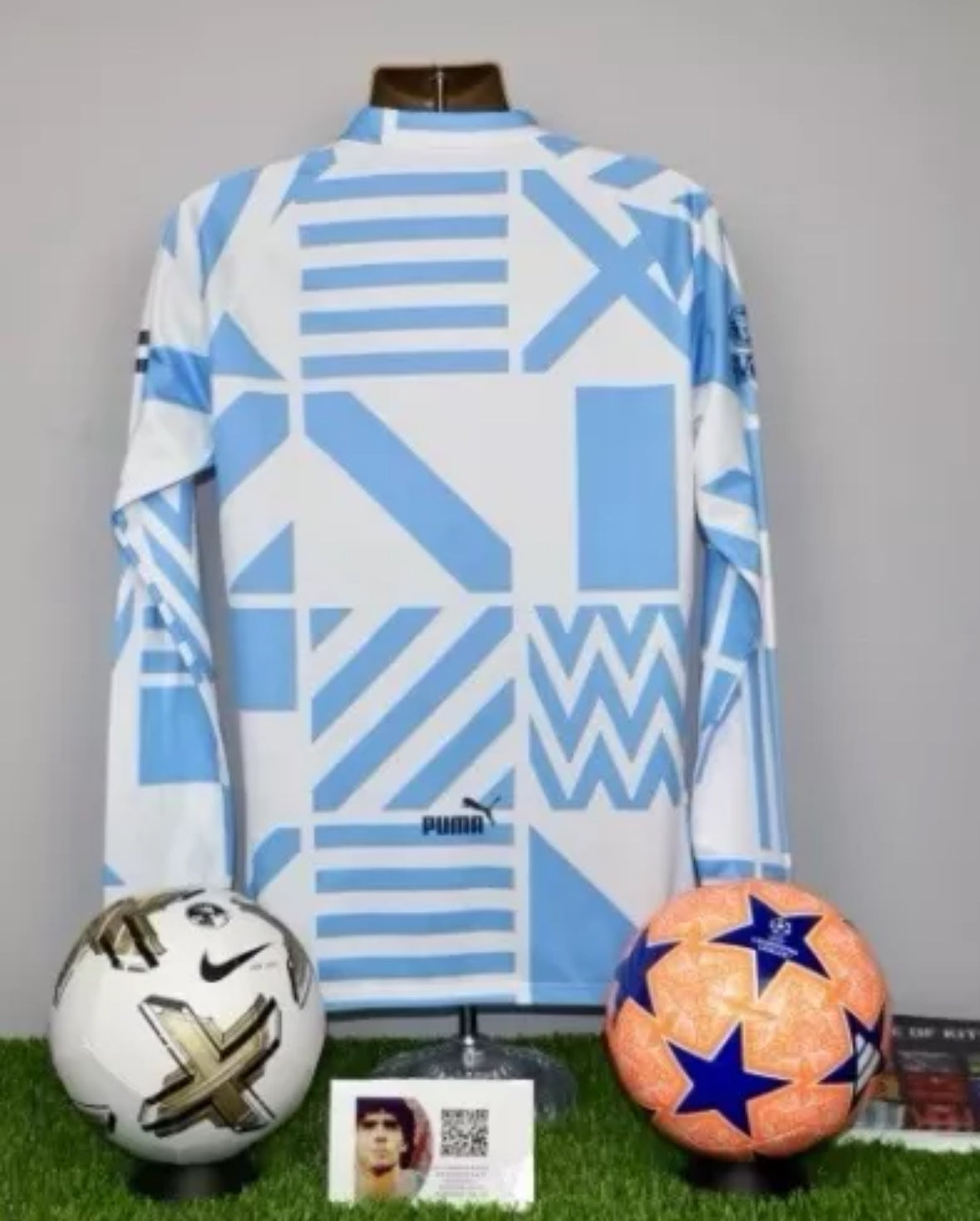 FODEN 47 Manchester City 22/23 Player Issue/Worn Prematch Sweat Top