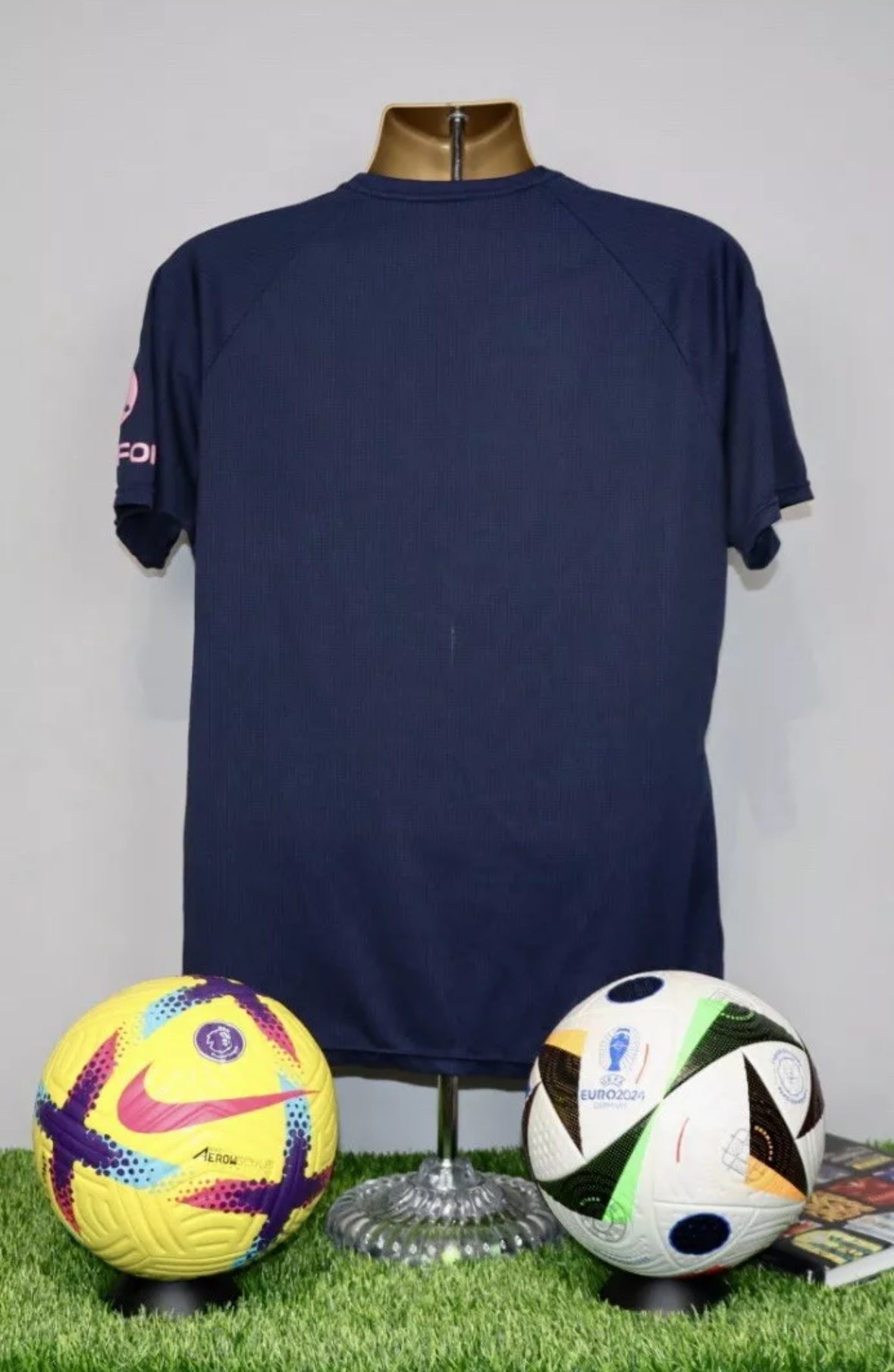 Everton 2020/21 Training Shirt