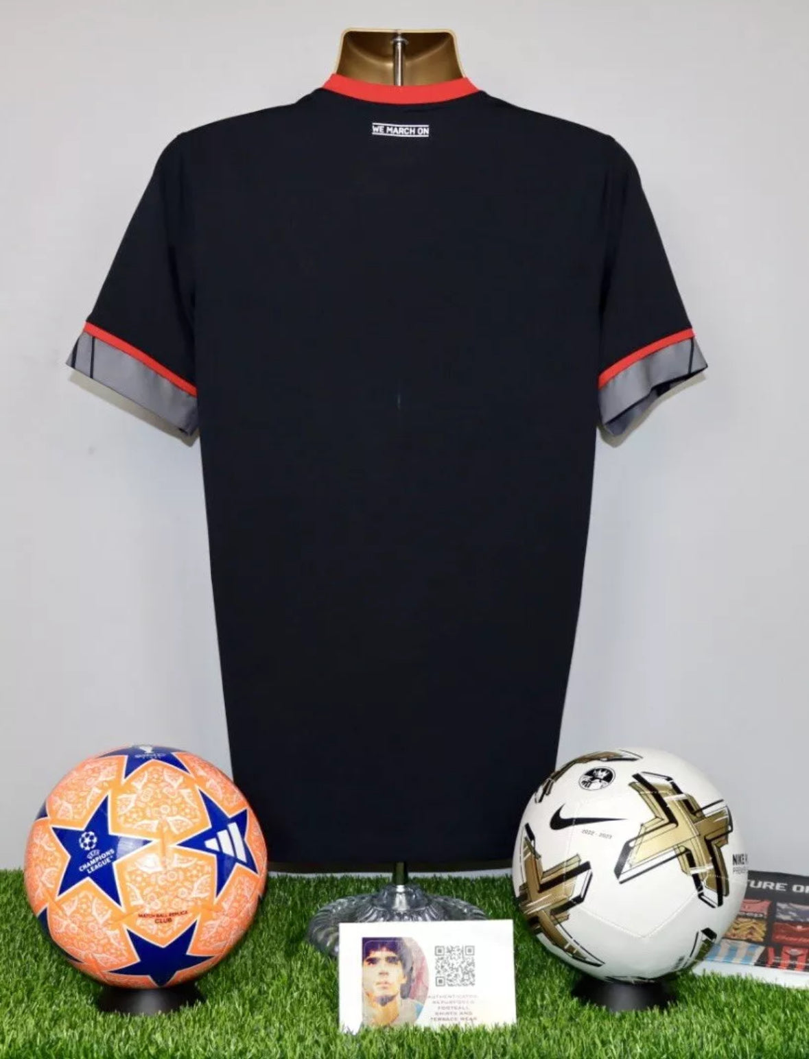 Southampton 2016/17 Away Shirt