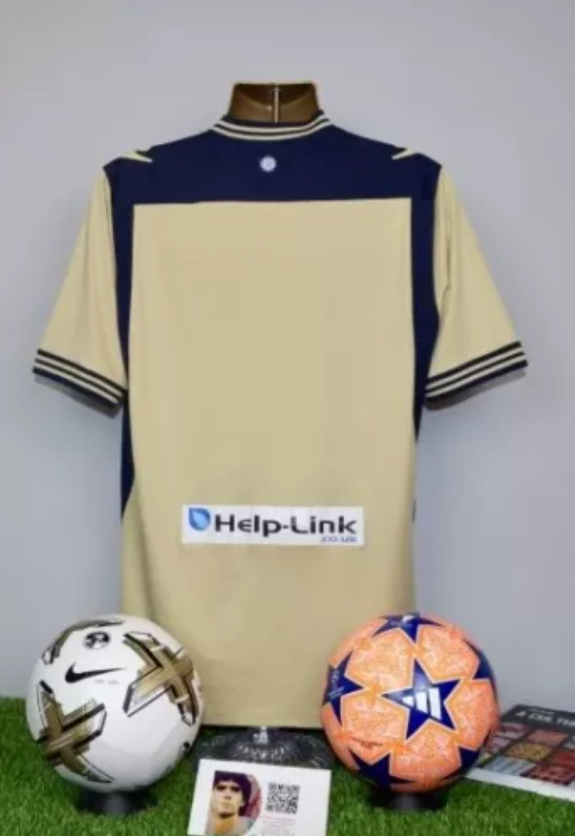 Leeds United 2013/15 Away Shirt