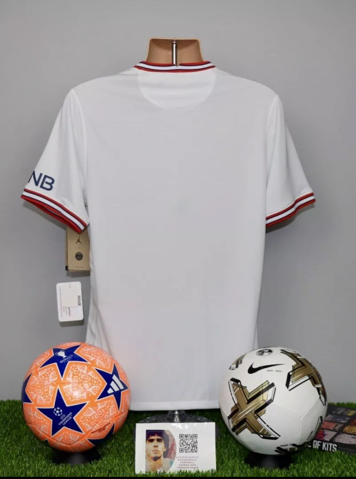 Paris Saint Germain 2021/22 Fourth Shirt