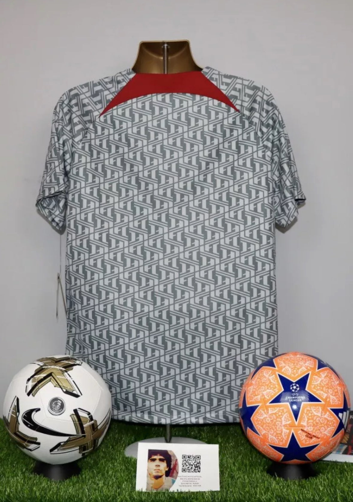 2022-23 Liverpool Nike Pre-Match Shirt