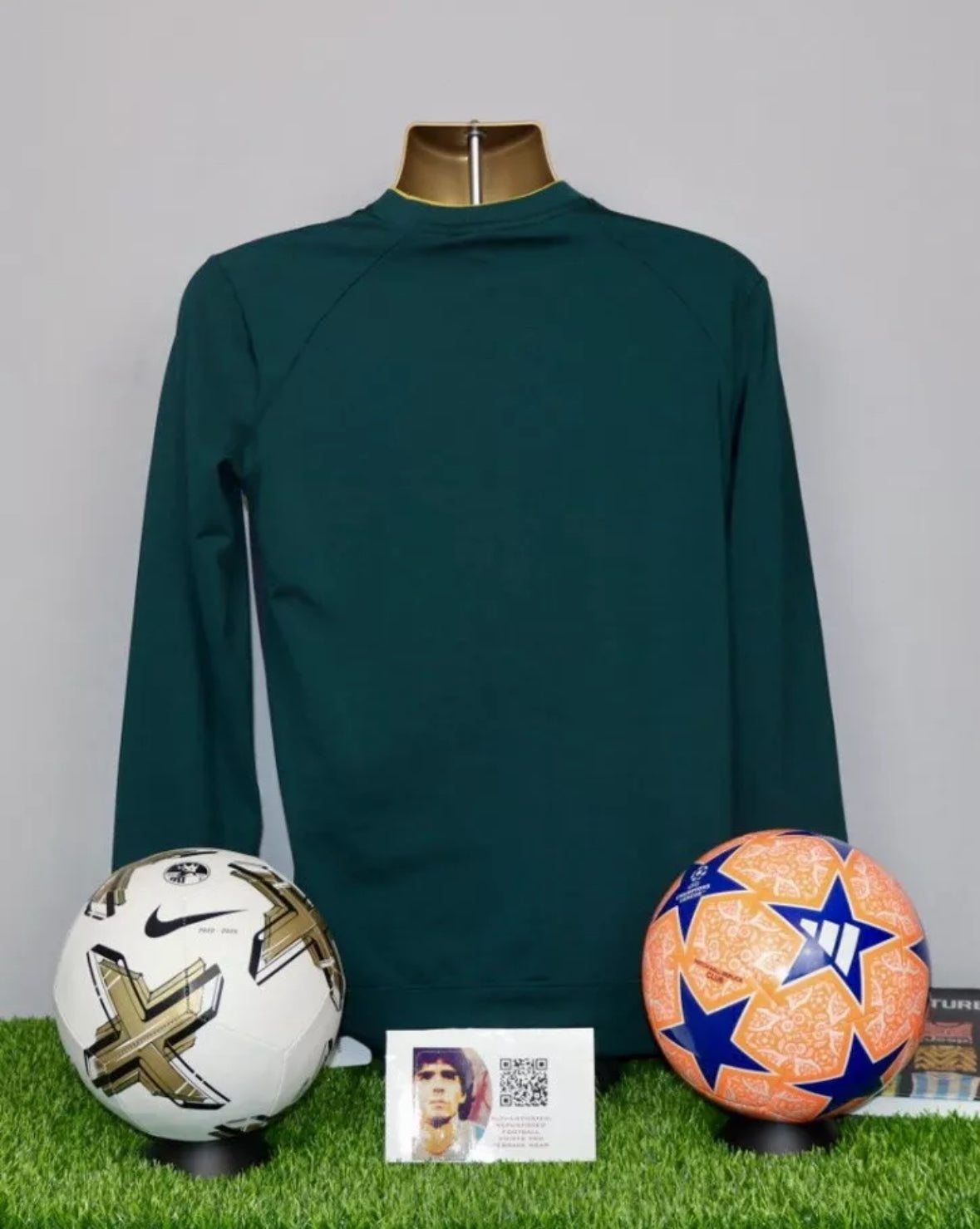 Wolves 2021/22 Player Issue Training Sweat Top #10