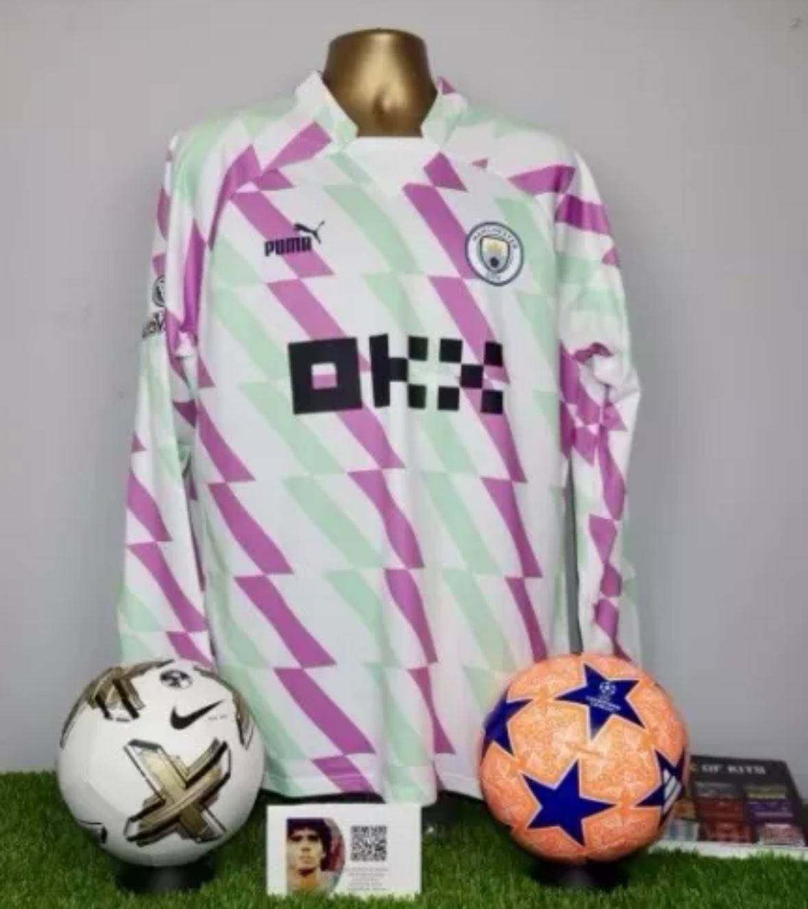 HAALAND 9 Manchester City 22/23 Player Issue/Worn Prematch Sweat Top