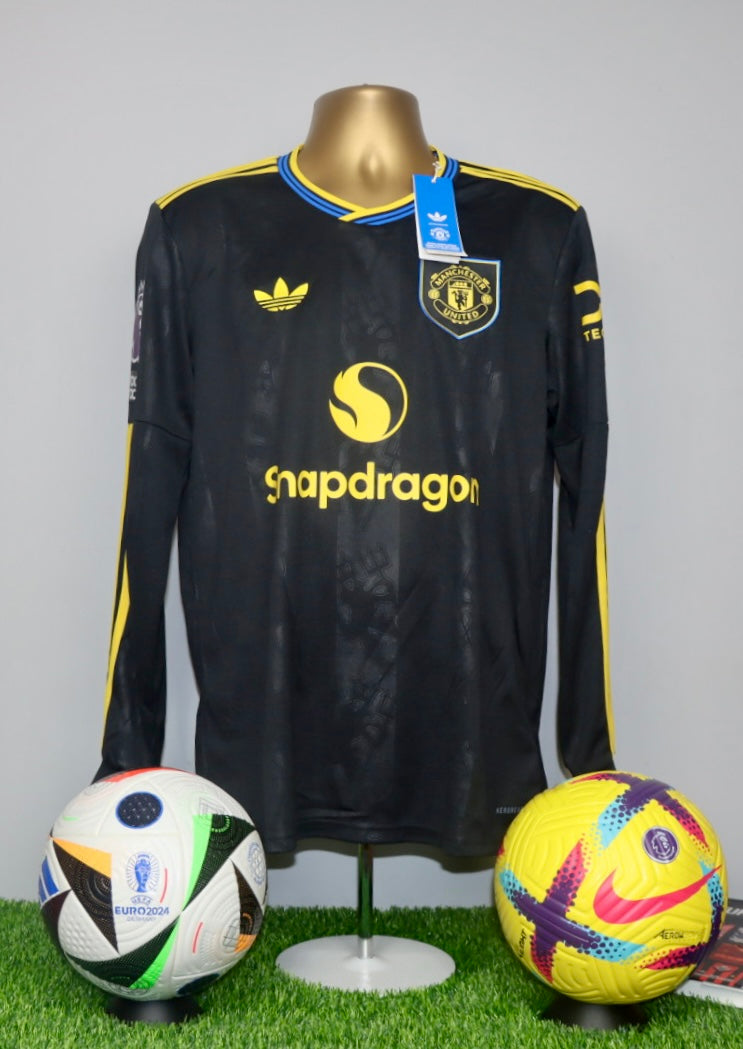 MAINOO 37 Manchester United 2025/26 L/S Away Shirt