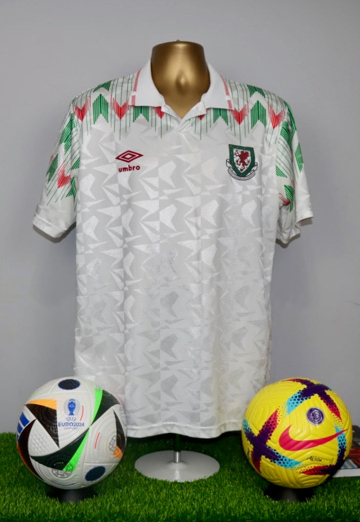 Wales 1990/92 Away Shirt