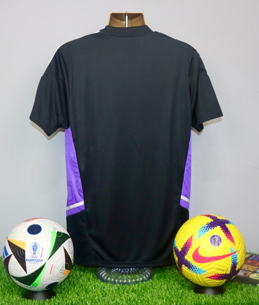 Real Madrid 2022/23 Training Shirt