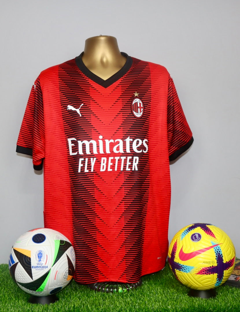 AC Milan 2023/24 Home Shirt