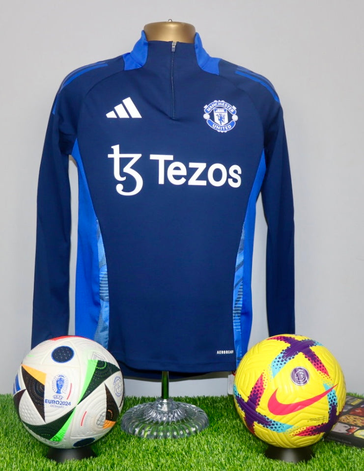 Manchester United 2024/25 Training Top