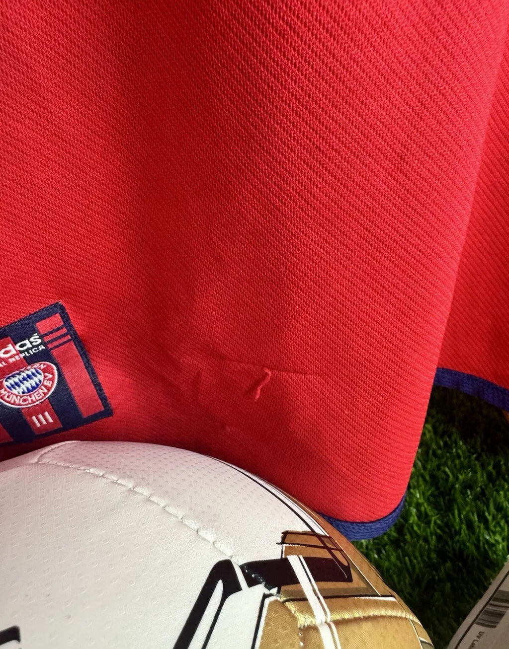 SCHOLL 7 Bayern Munich 1999/01 Home Shirt