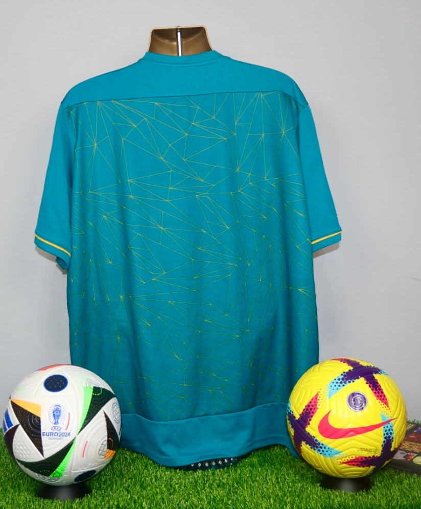 Wolves 2022/23 Away Shirt