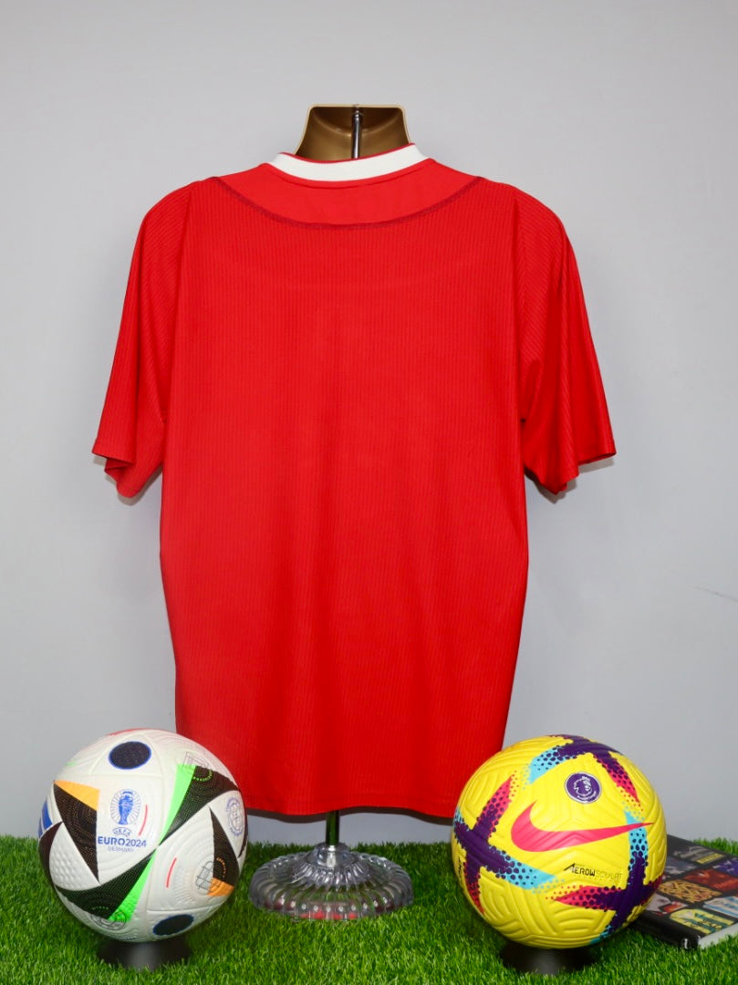Liverpool 2002/04 Home Shirt