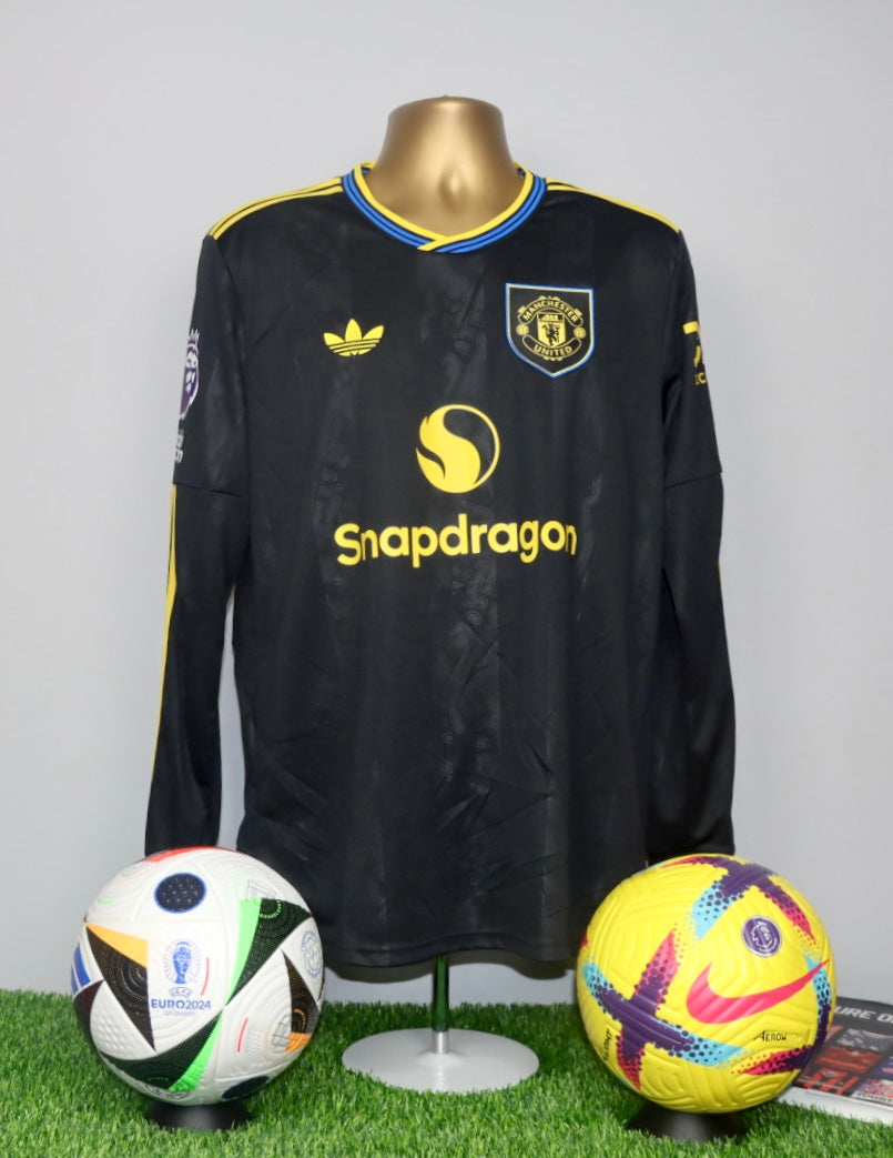 MAINOO 37 Manchester United 2025/26 L/S Away Shirt