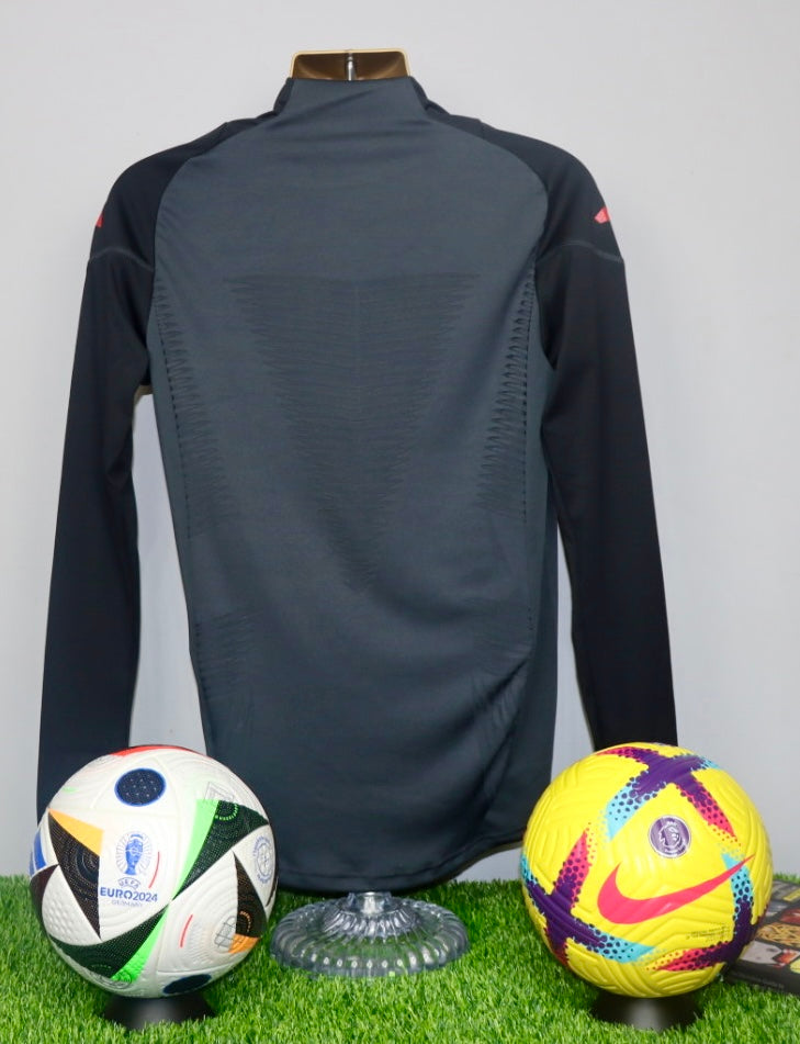 Manchester United 2024/25 Training Top