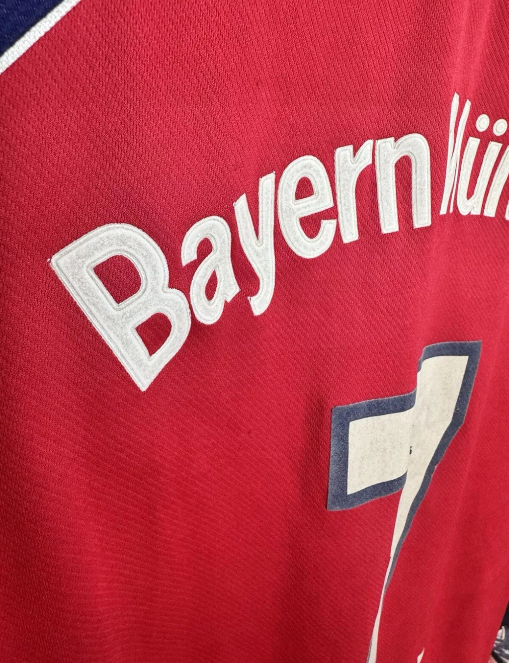 SCHOLL 7 Bayern Munich 1999/01 Home Shirt