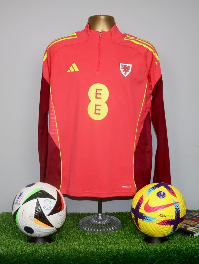 Wales 2023/24 Training Top