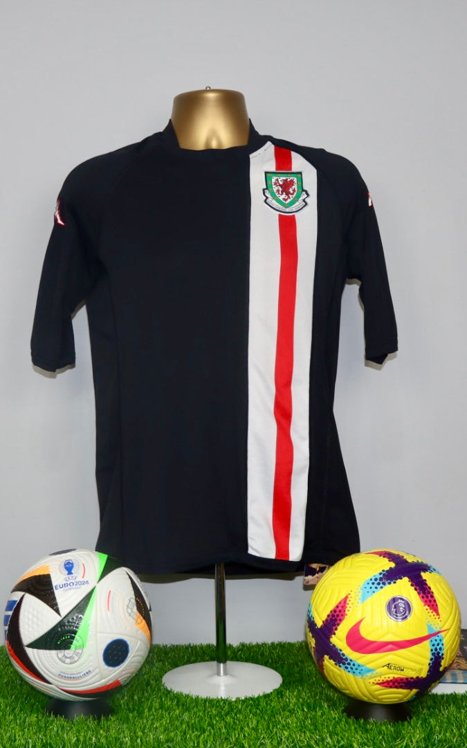 Wales 2005/06 Third Shirt