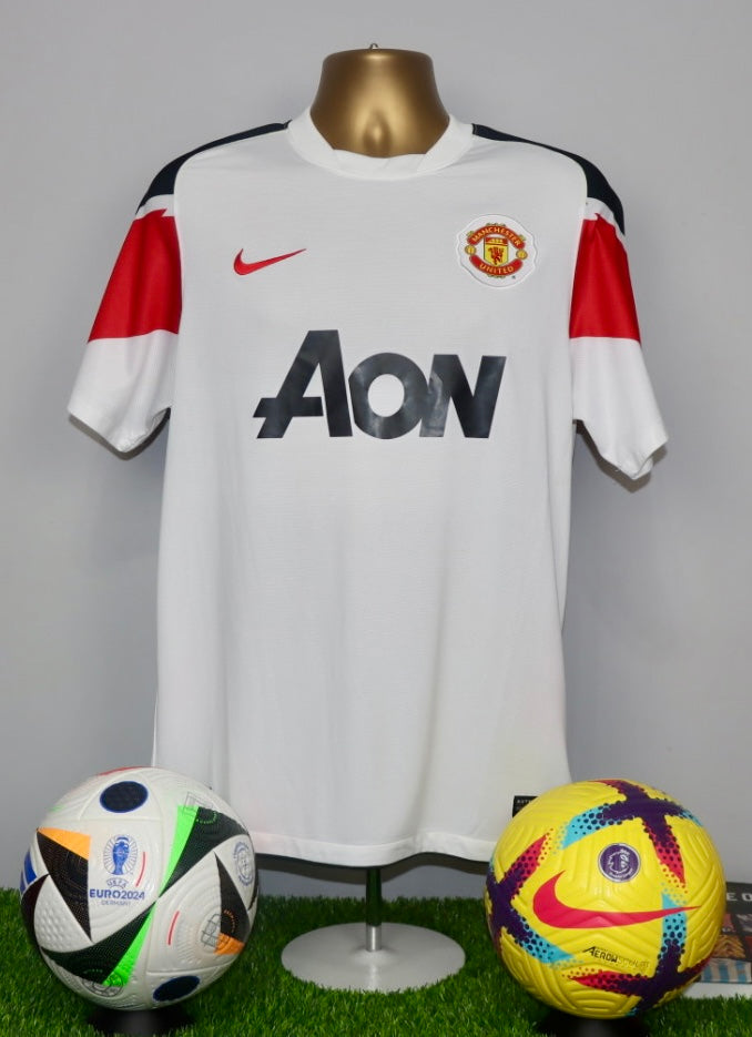 Manchester United 2010/12 Away Shirt