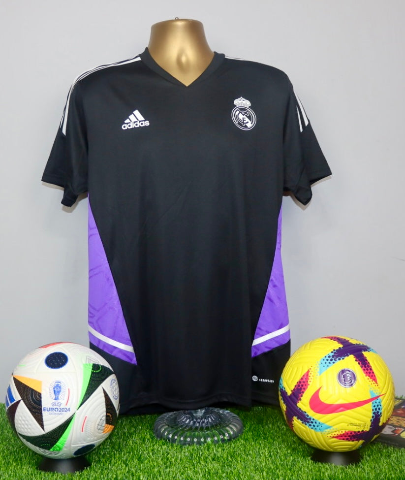 Real Madrid 2022/23 Training Shirt