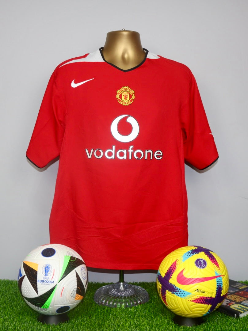 KEANE 16 Manchester United 2004/06 Home Shirt