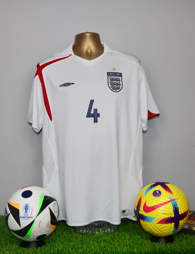 GERRARD 4 England 2005/07 Home Shirt
