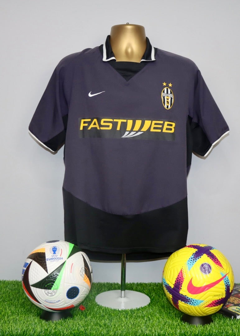 Juventus 2003/04 Third Shirt