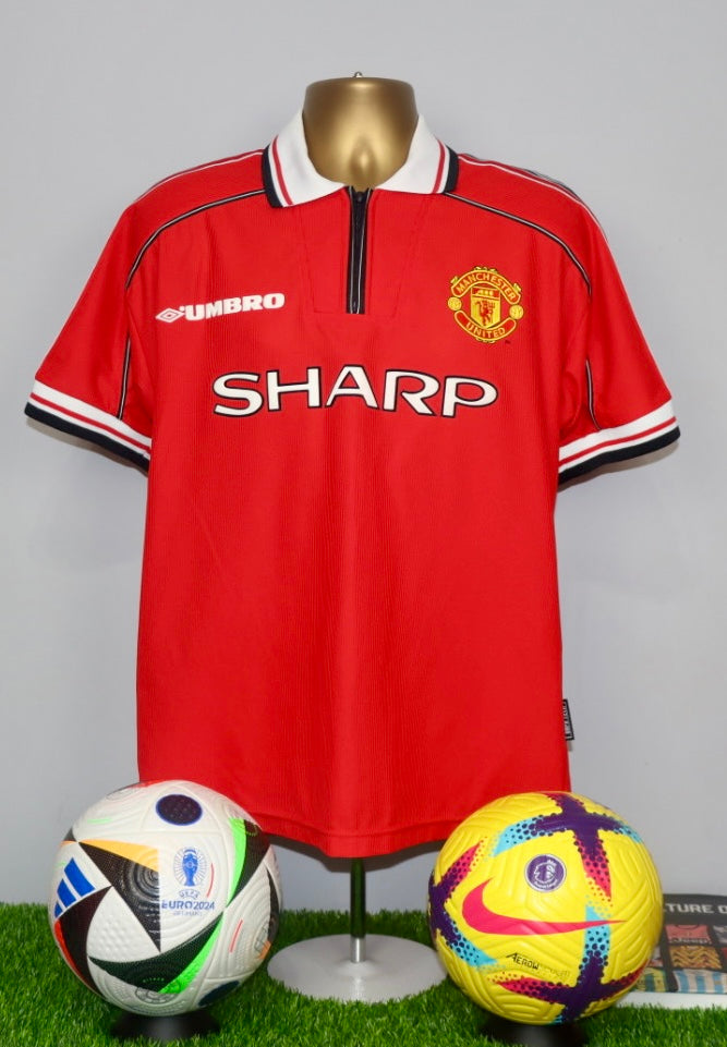 Manchester United 1999/2000 Home Shirt