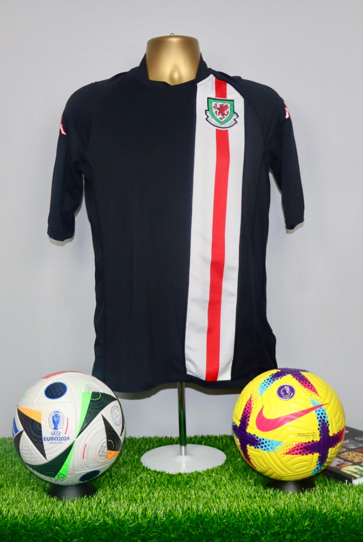 Wales 2005/06 Third Shirt