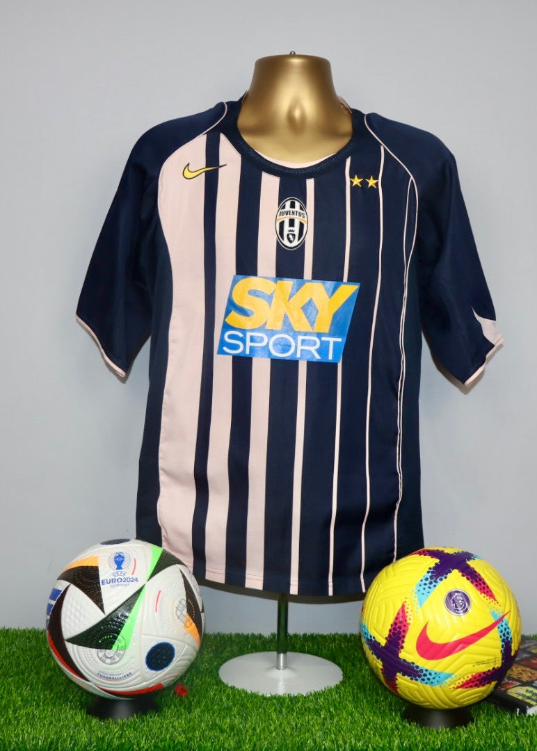 Juventus 2004/05 Third Shirt