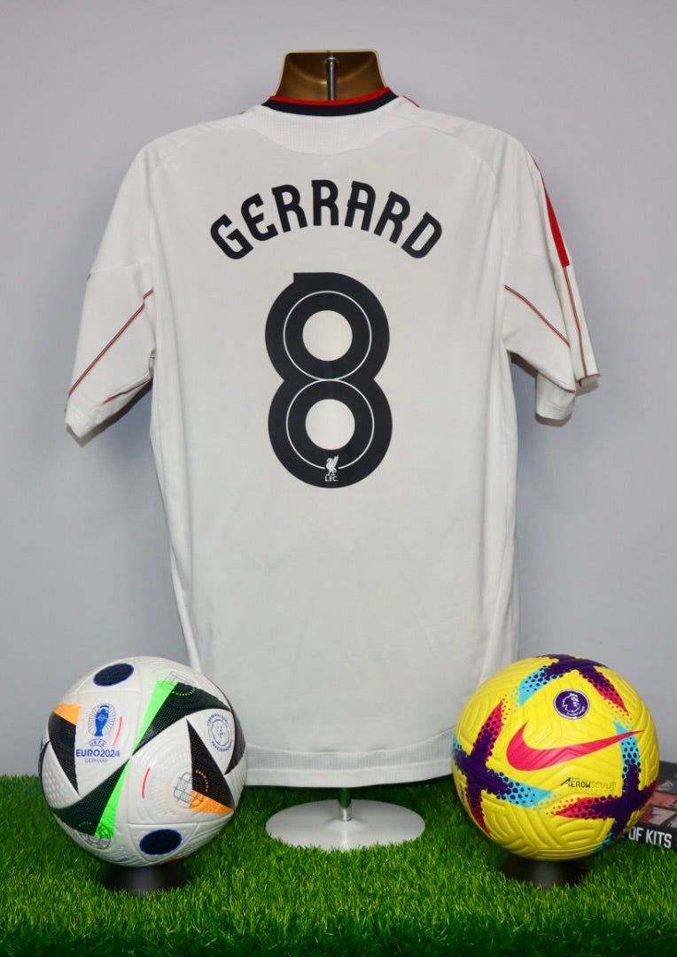 GERRARD 8 Liverpool 2010/12 Away Shirt