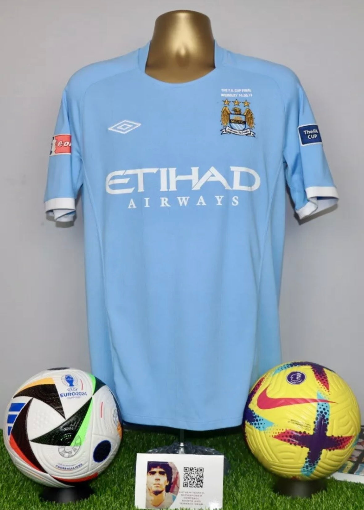 2010-11 Manchester City Umbro 'FA Cup' Home Shirt