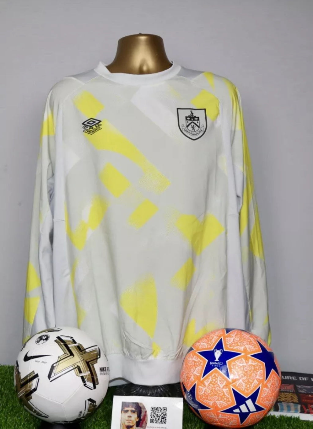 Burnley Umbro Warm Up Long Sleeve Drill Top