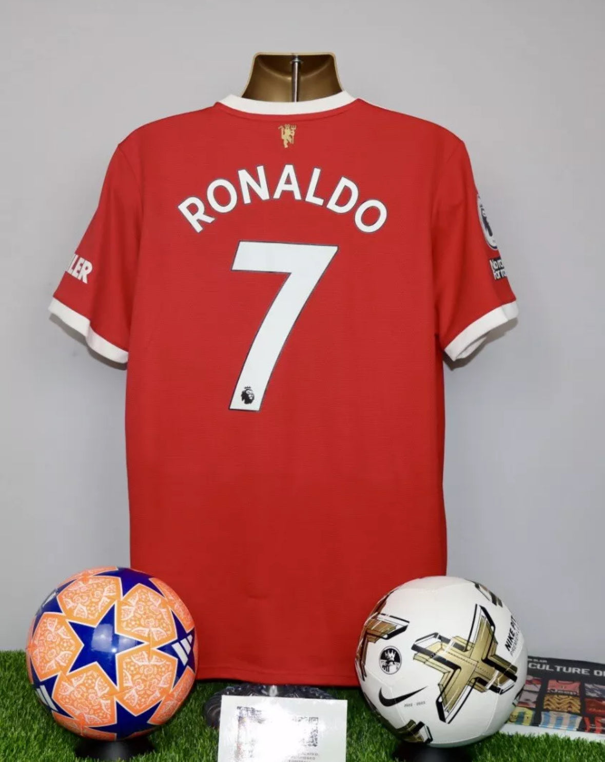 RONALDO BNWT Manchester United Home Shirt 2021/22