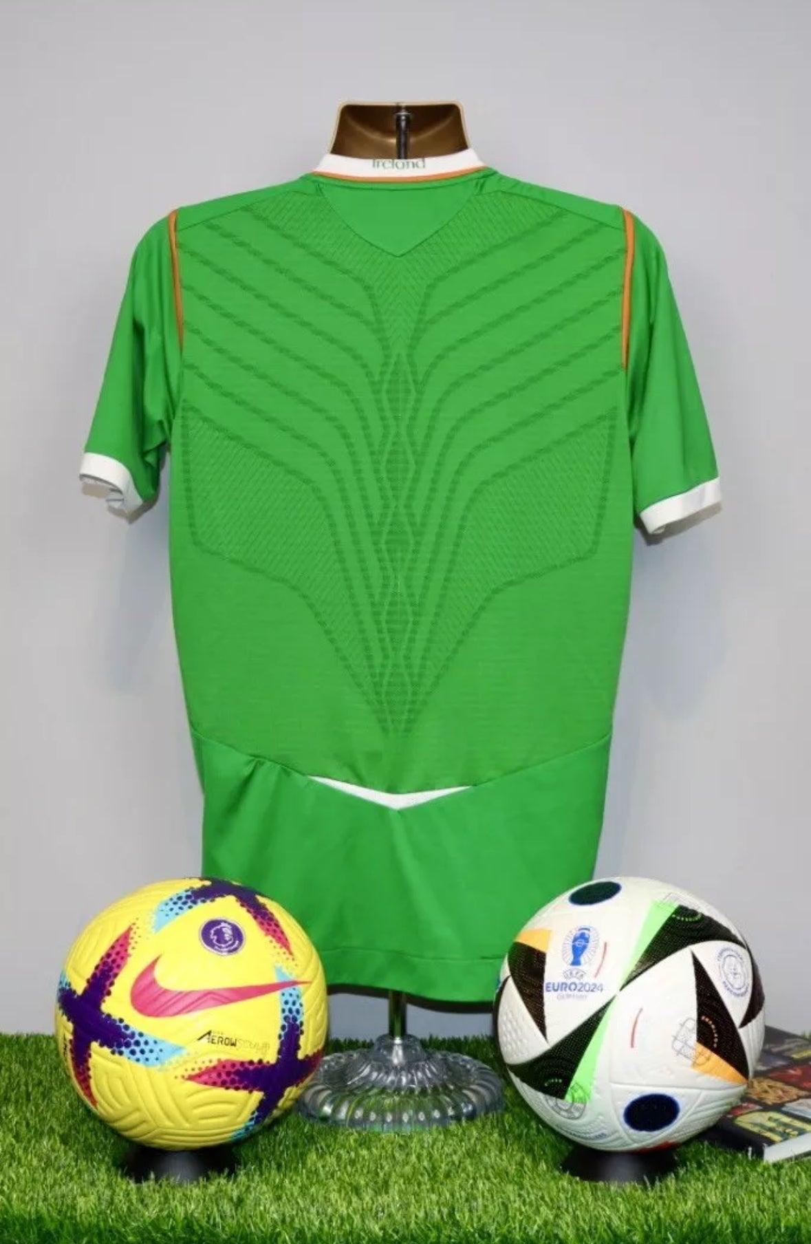Ireland 2008-10 Home Shirt