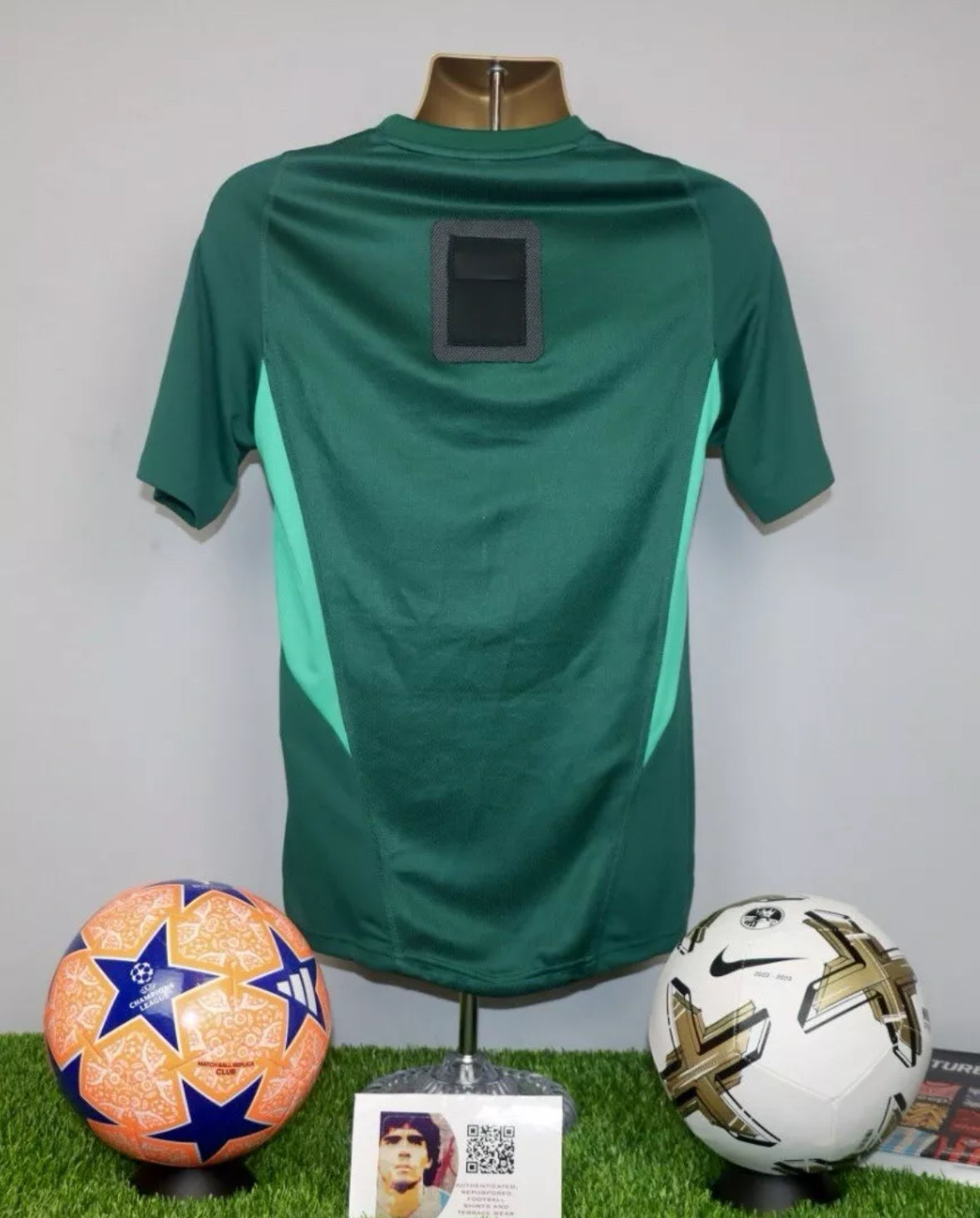 GARNACHO 17 Manchester United 2023/24 Player Issue Training T-Shirt w/ GPS pckt