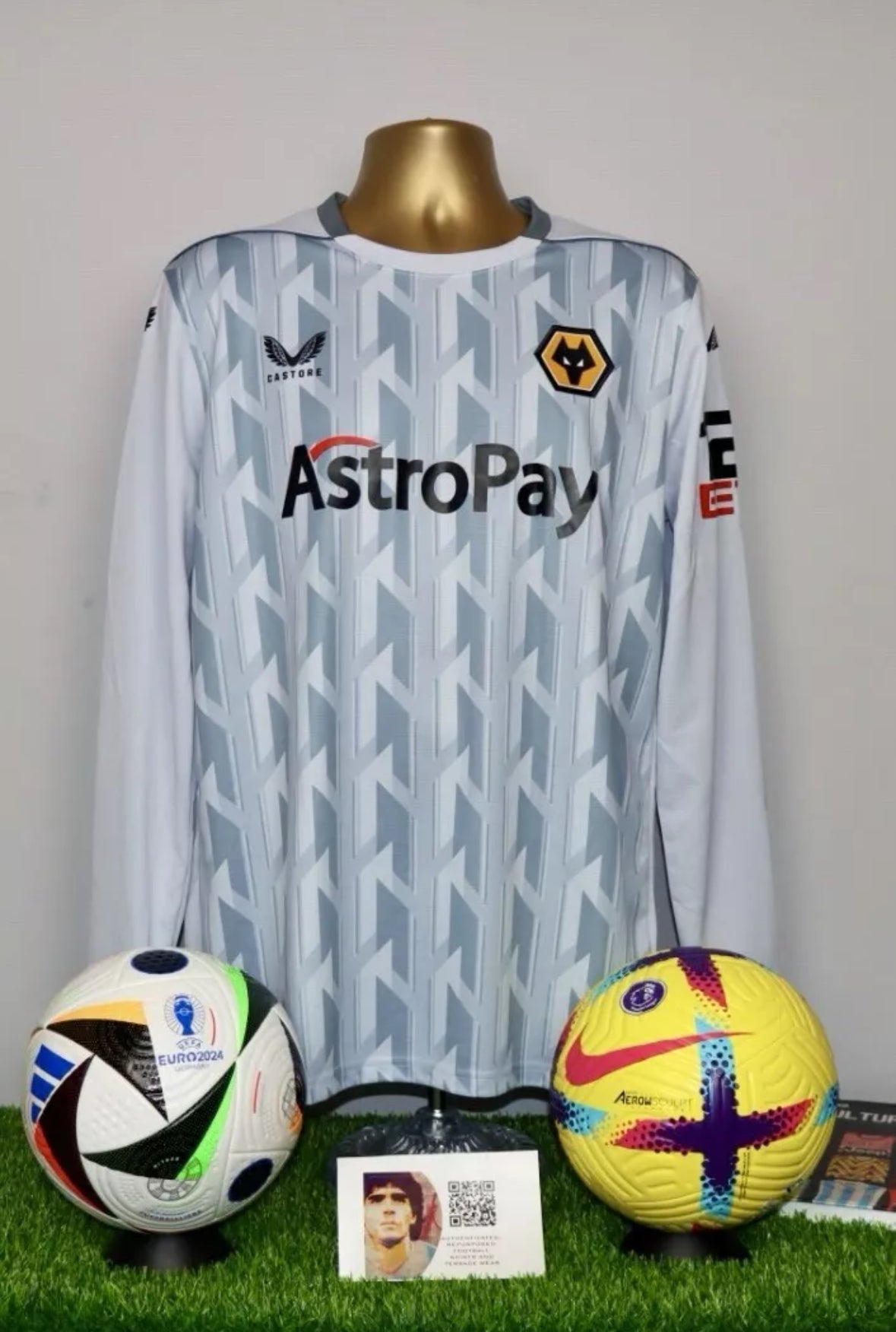 Wolves 2022/23 Third Shirt
