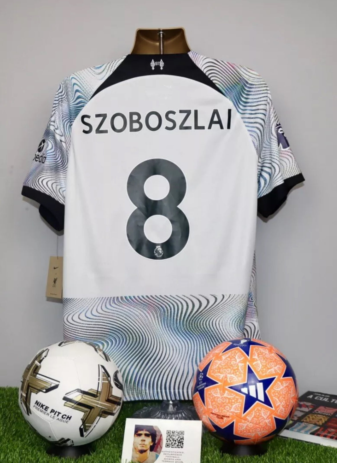 SZOBOSZLAI 8 Liverpool 2022/23 Away Shirt