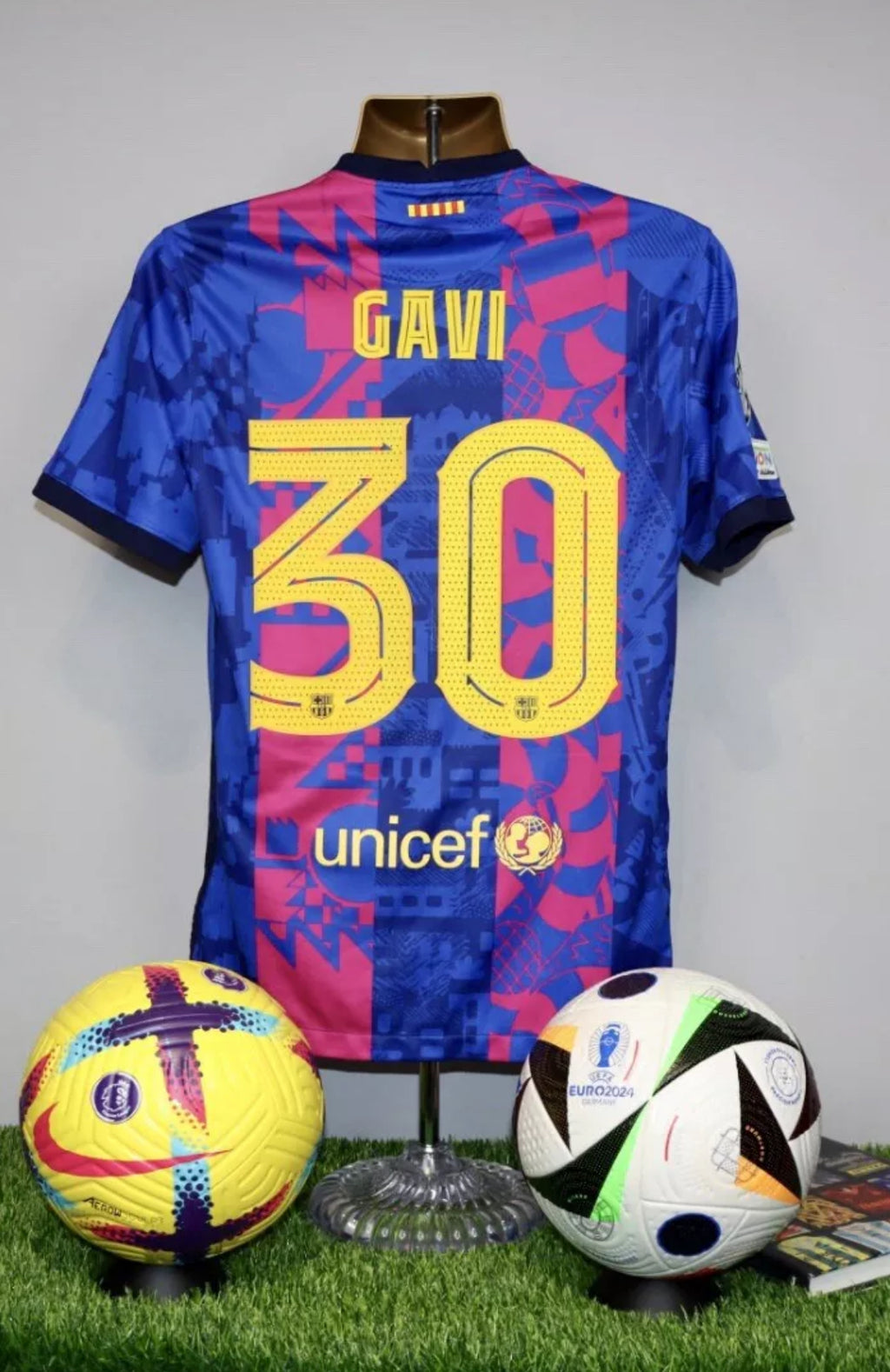 GAVI 30 Barcelona 2021/22 Third Shirt