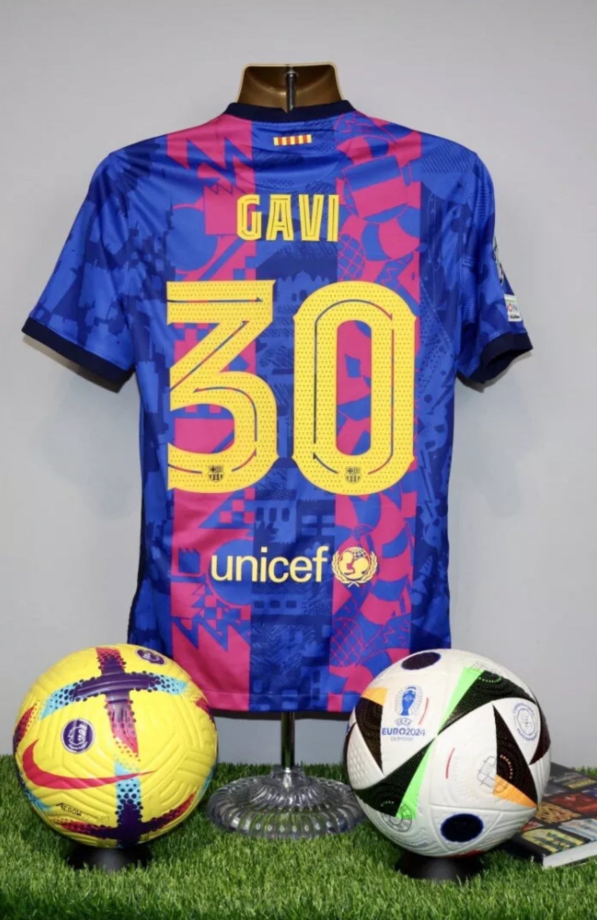 GAVI 30 Barcelona 2021/22 Third Shirt