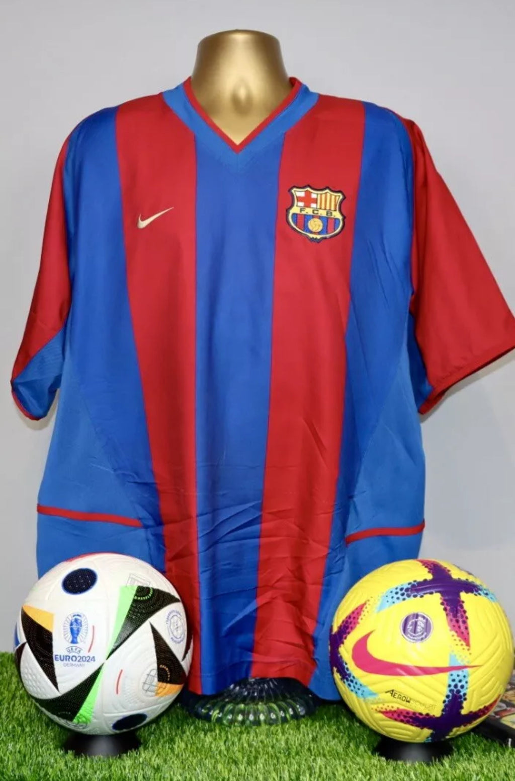 INIESTA 24 Barcelona 2002/03 Home Shirt