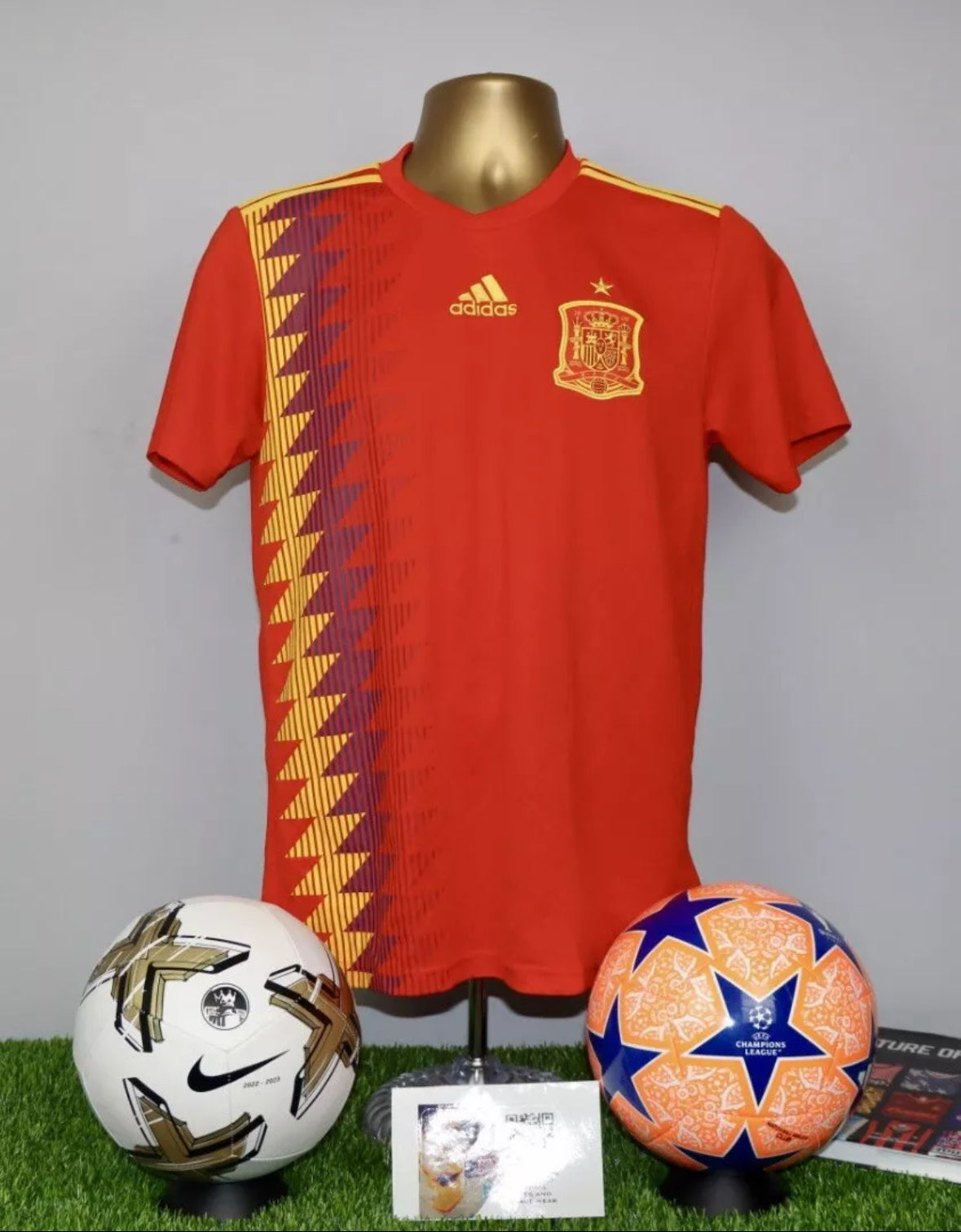Spain 2017/19 Home Shirt
