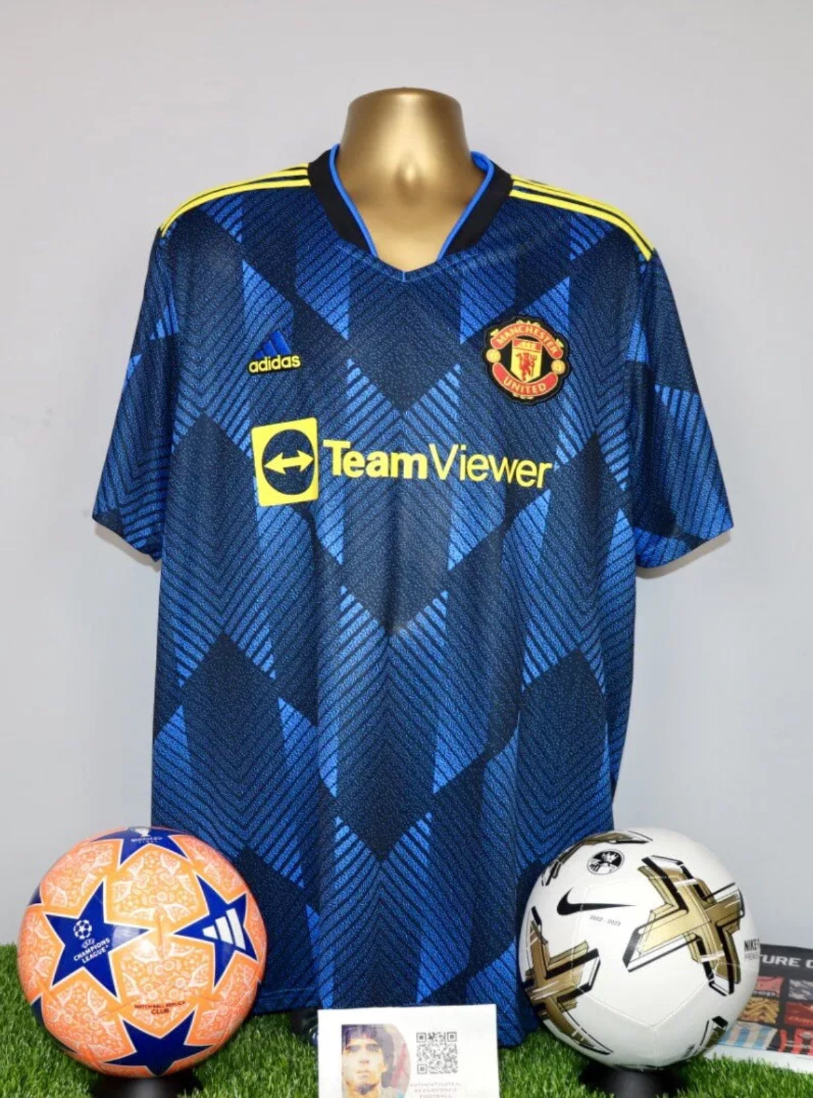 Manchester United 2021/22 Away Shirt