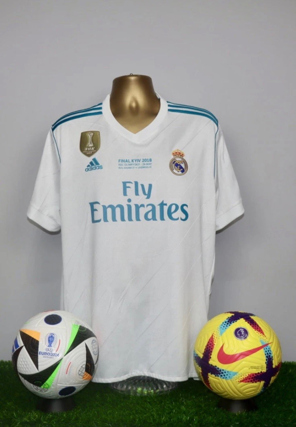 RONALDO 7 Final Inscription 2017/18 Real Madrid Home Shirt