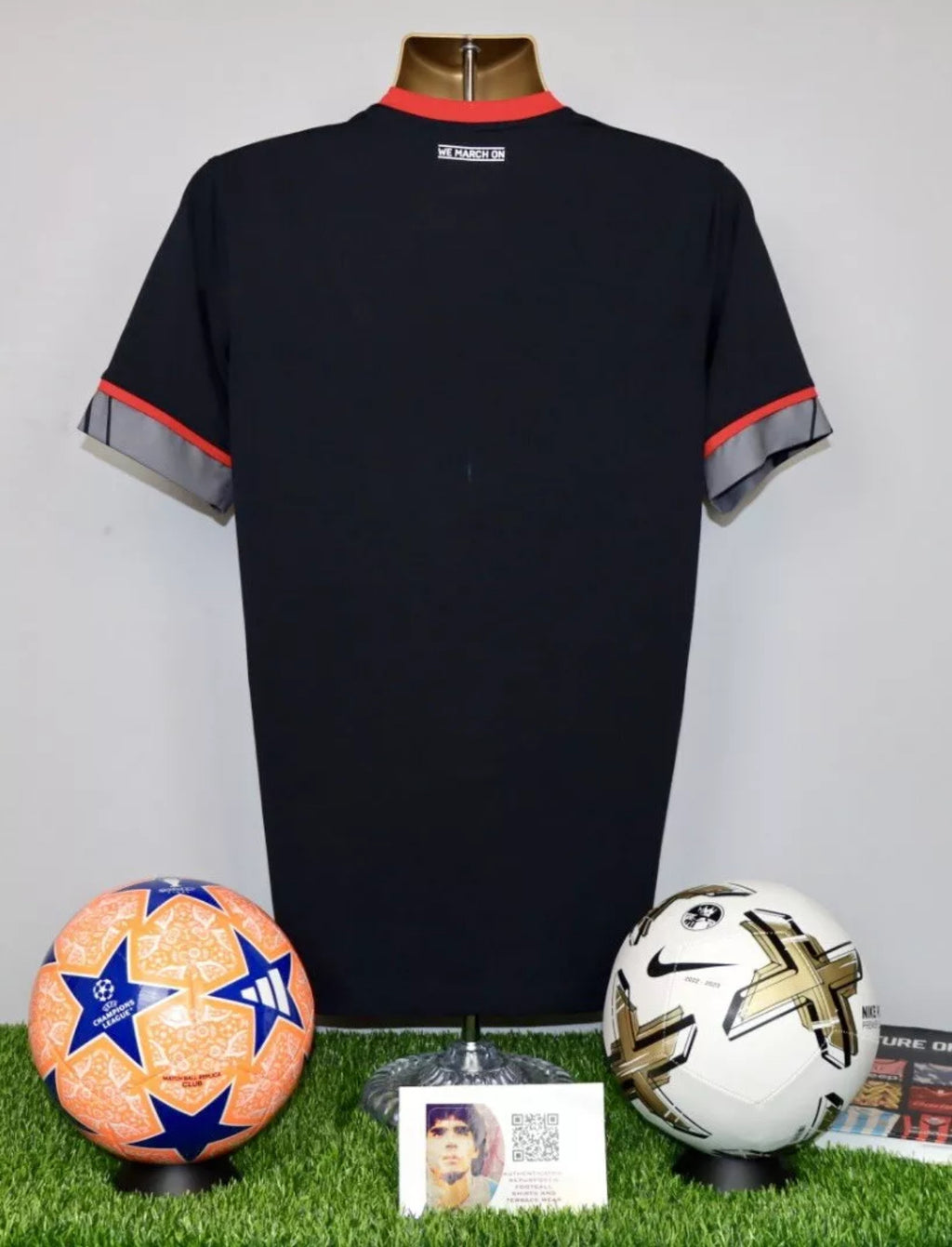 Southampton 2016/17 Away Shirt